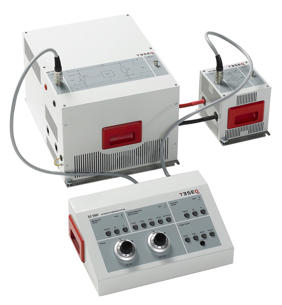 汽車(chē)電子傳導(dǎo)干擾測(cè)試系統(tǒng)